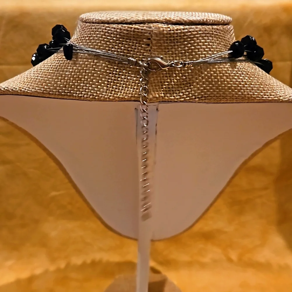 Four-layer Black Beaded Necklace - Picture 4 of 4